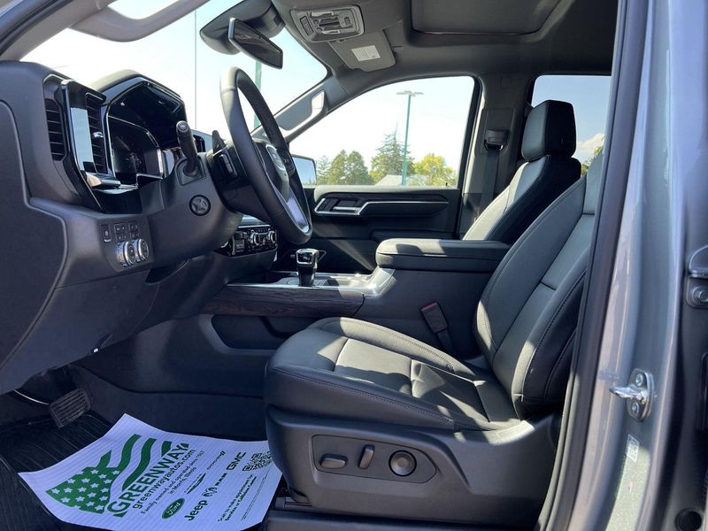 2026 Gmc Sierra 1500 SLT photo 18