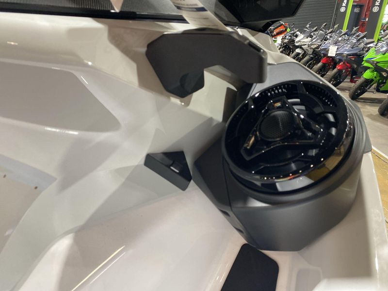 New 2026 Sea-Doo FISHPRO SPORT 170 (SOUND SYSTEM) Image 14
