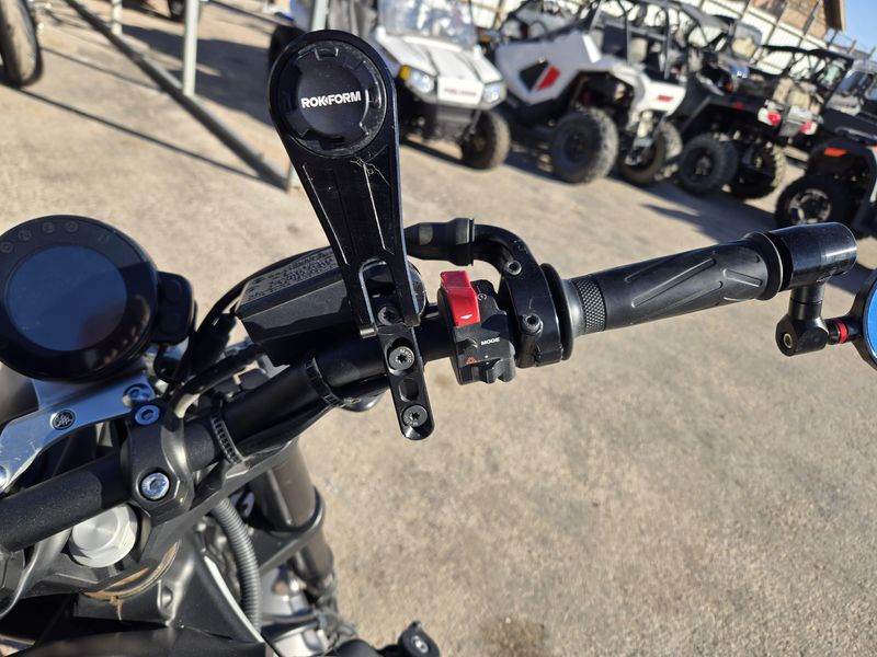 USED 2019 YAMAHA XSR 900 Image 12