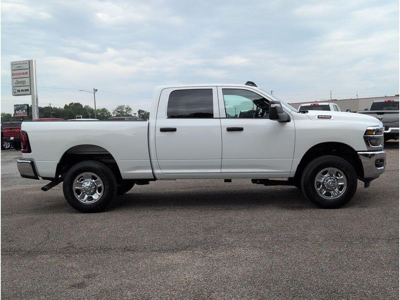 New 2026 RAM 2500 Tradesman Crew Cab 4x4 6