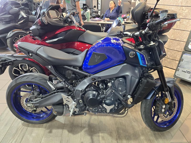 2022 Yamaha MT09Image 1