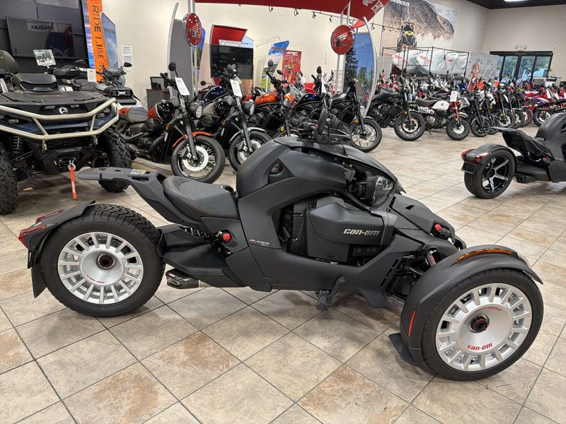 New 2026 Can-Am RYKER RALLY (900 ACE) Image 10