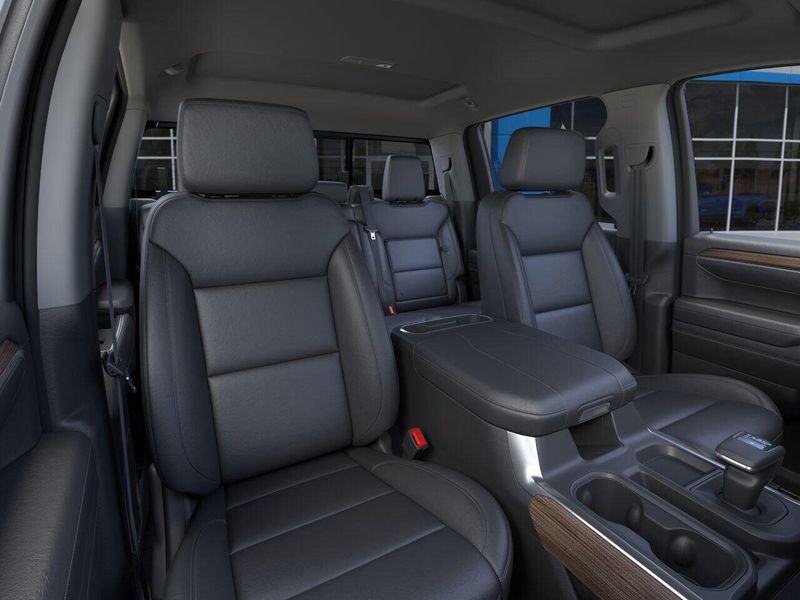 2025 Chevrolet Silverado 1500 LTImage 16