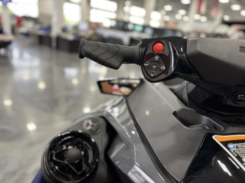 New 2025 Sea Doo GTX 170 (SOUND SYSTEM) Image 9