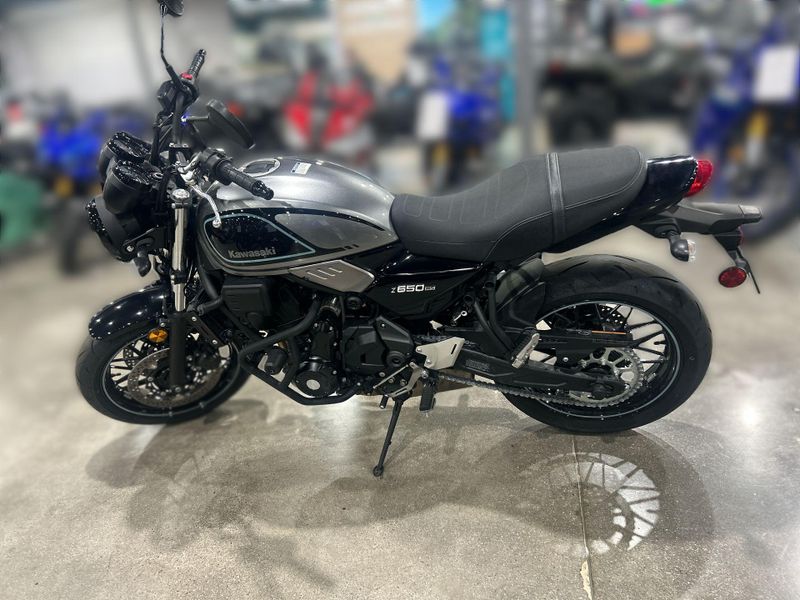 Used 2023 Kawasaki Z650RS ABS Image 18