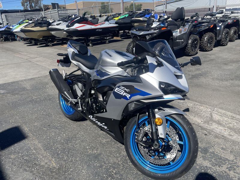 New 2027 Kawasaki NINJA ZX-6R Image 23