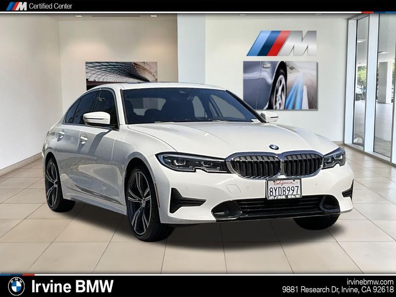 2022 BMW 3 Series 330iImage 1