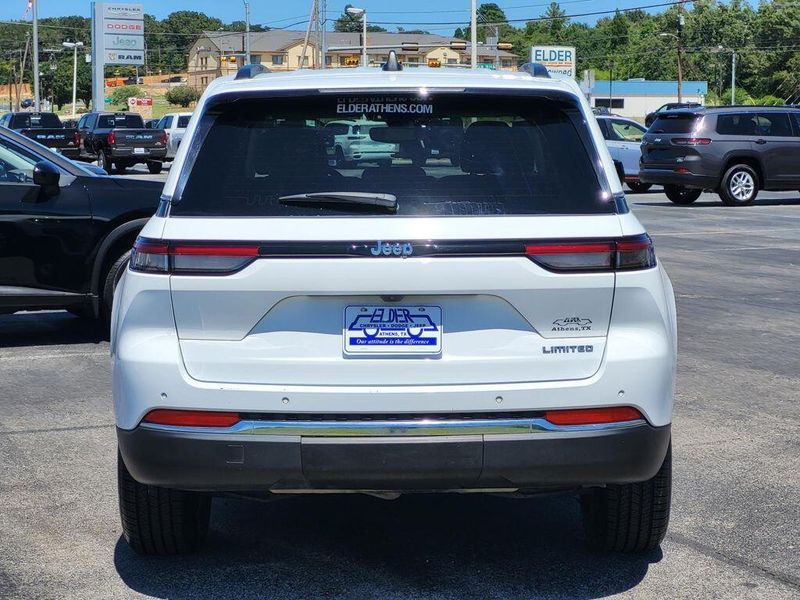 Used 2022 Jeep Grand Cherokee LimitedImage 5