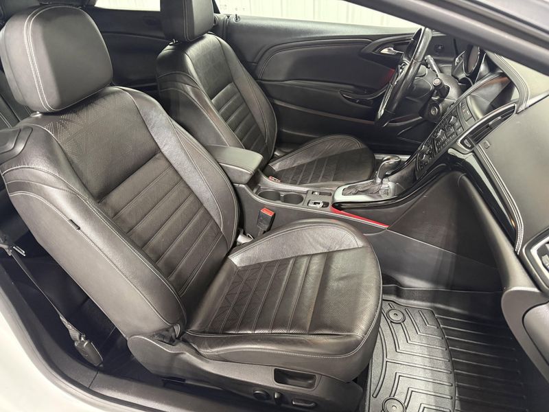 Used 2019 Buick Cascada PremiumImage 13
