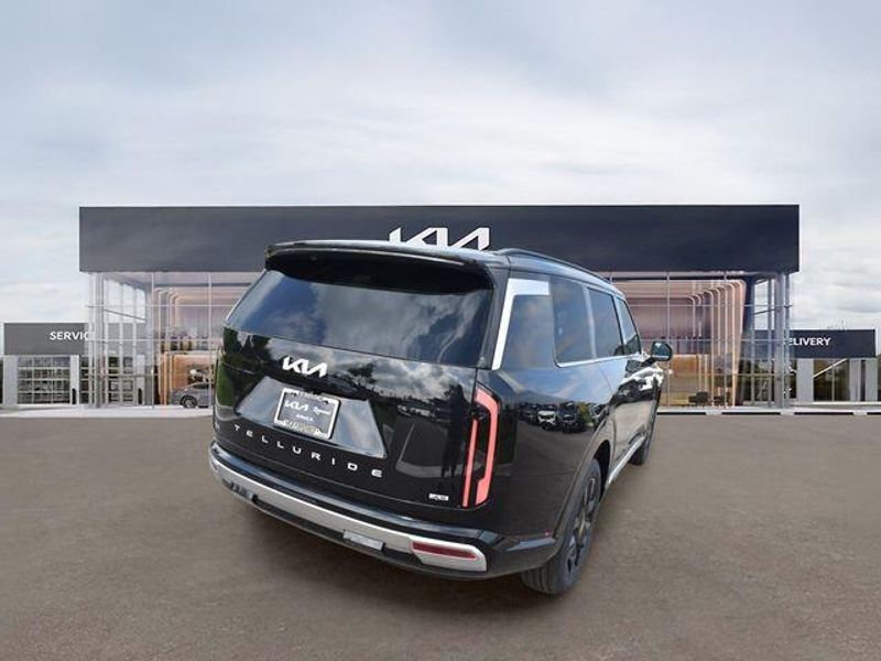 New 2027 Kia Telluride Hybrid SX PrestigeImage 4