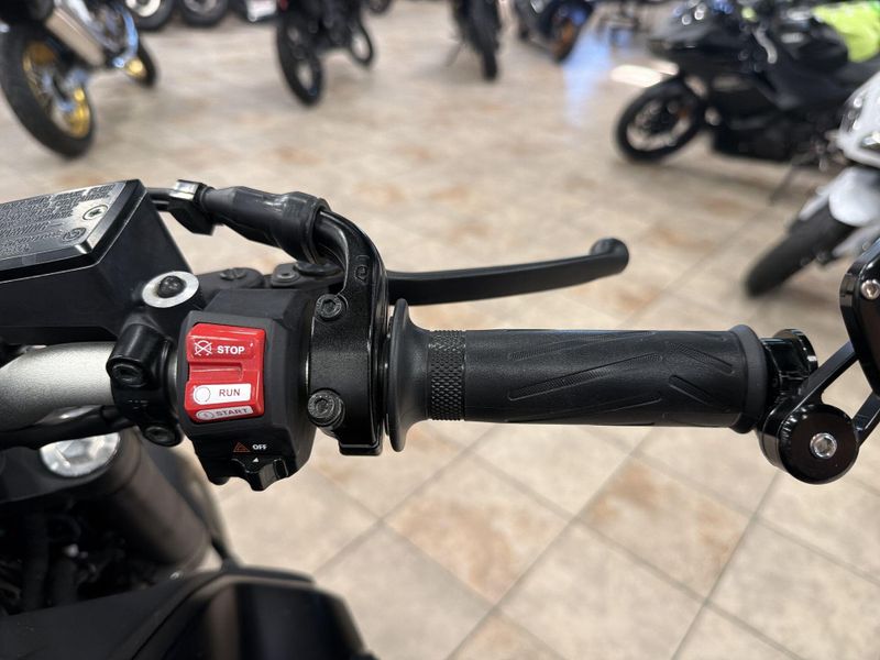 Used 2022 Yamaha MT-07 CA Image 24