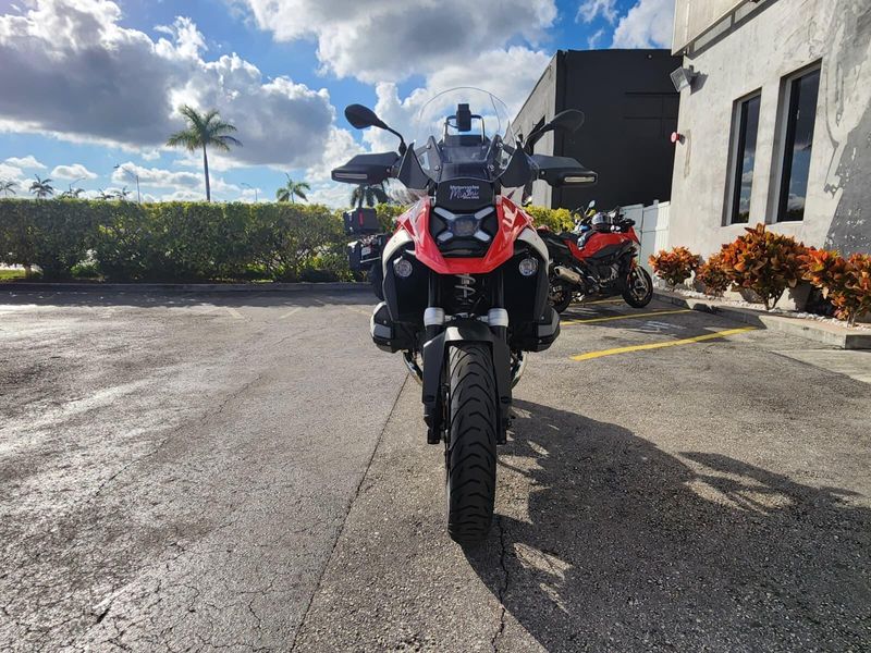 2026 BMW R 1300 GSImage 2