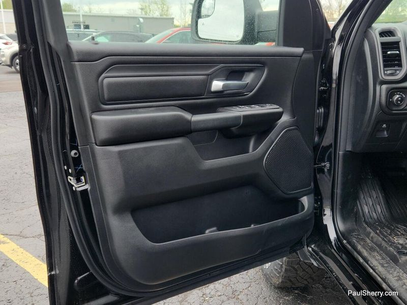 New 2026 RAM 1500 Warlock Crew Cab 4x4 5'7' Box