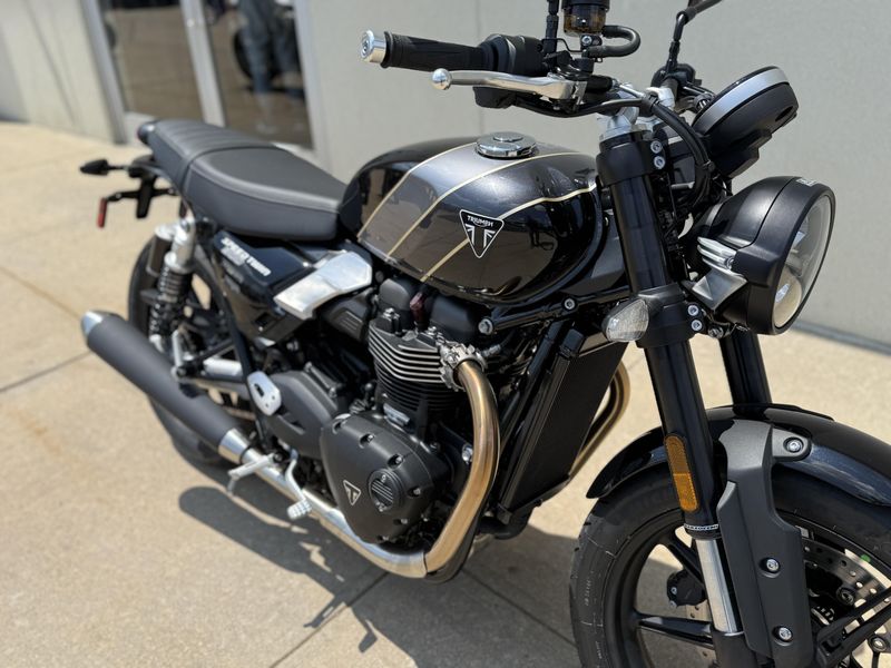 2025 Triumph SPEED TWIN 900Image 8