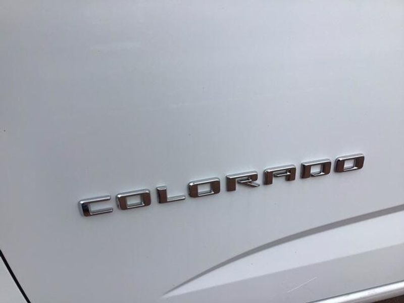 2021 Chevrolet Colorado LTImage 17