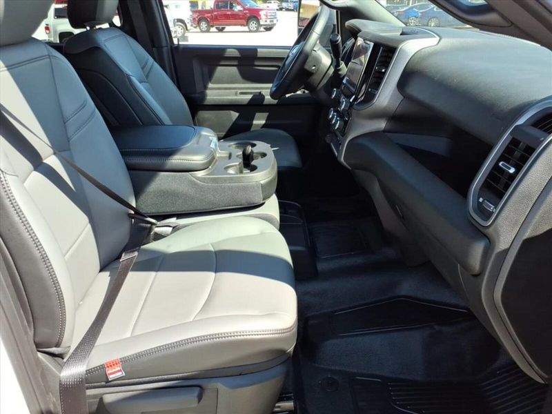 2026 Ram 5500 Tradesman photo 4