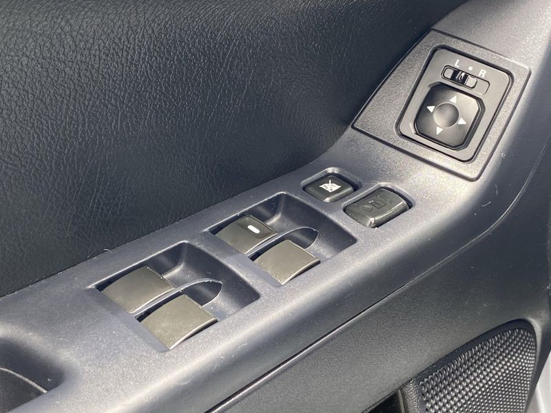 2010 Mitsubishi Lancer GTSImage 17