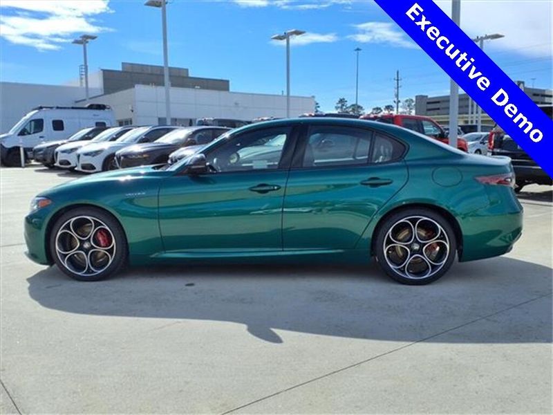 2025 Alfa Romeo Giulia VeloceImage 7