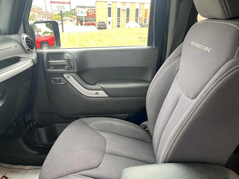 Used 2013 Jeep Wrangler JK Image 15