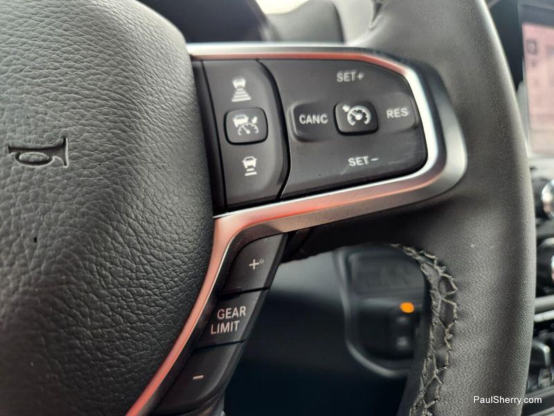 New 2025 RAM 2500 Big Horn Crew Cab 4x4 6'4' Box