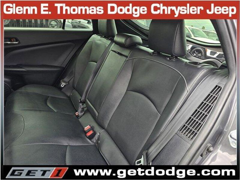 2021 Toyota RAV4 XLE photo 22