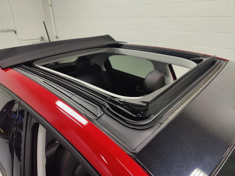 Used 2023 Fiat 500X Sport AWD w/Tech/Convertible TopImage 6