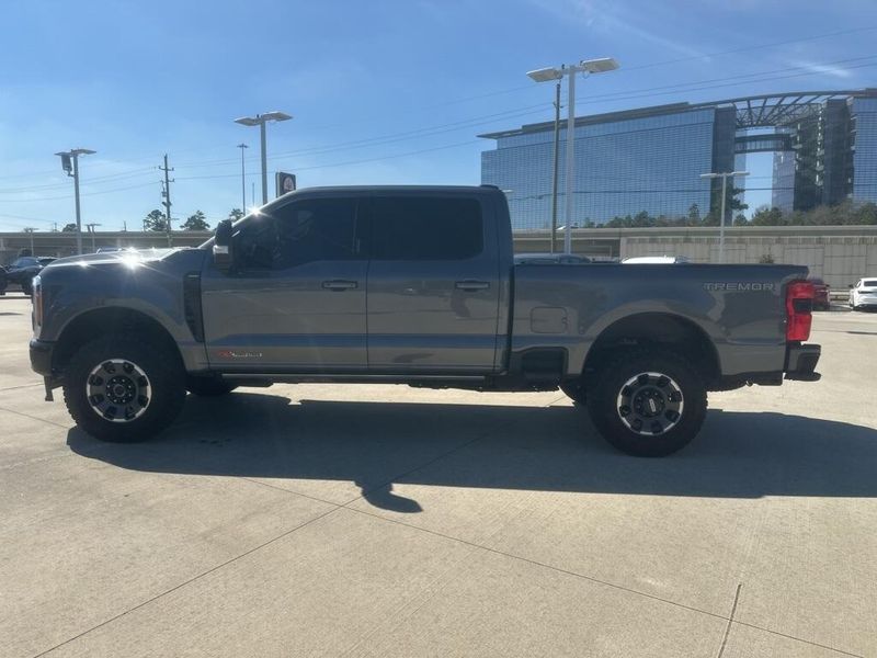 Used 2023 Ford F-250 LariatImage 8