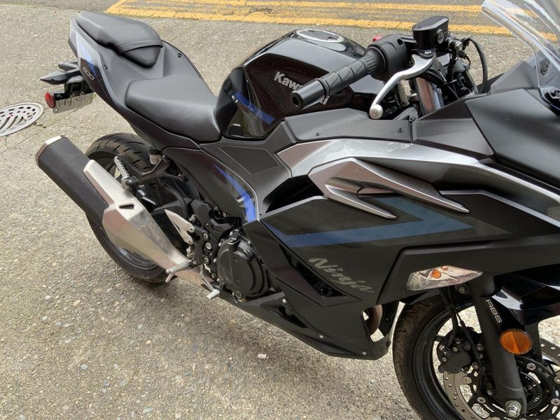 Used 2025 Kawasaki EX500 NINJA 