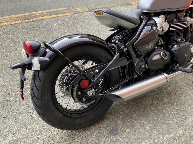 2025 Triumph Bonneville Bobber