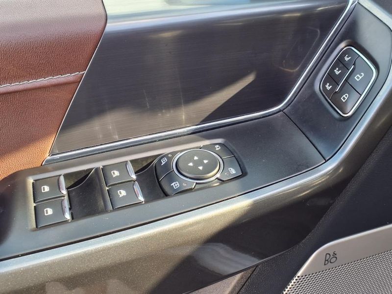 2023 Ford F-150 LariatImage 22