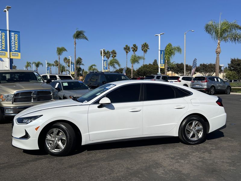 Used 2020 Hyundai Sonata SEImage 2