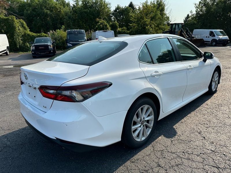 2022 Toyota Camry LEImage 11