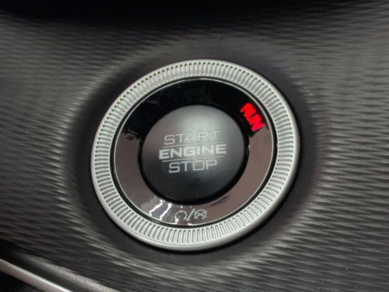 2024 Jeep Grand Cherokee L Altitude X 4x4Image 17