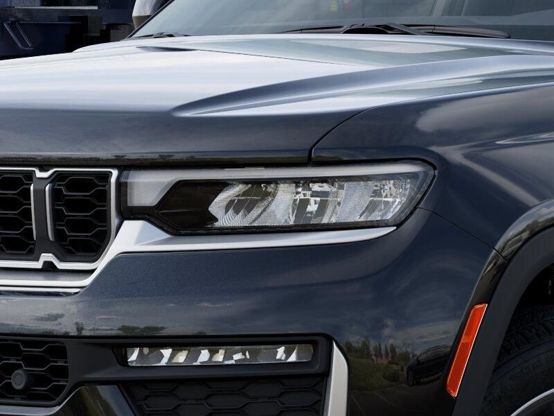 New 2026 Jeep Grand Cherokee Limited 4x4Image 10