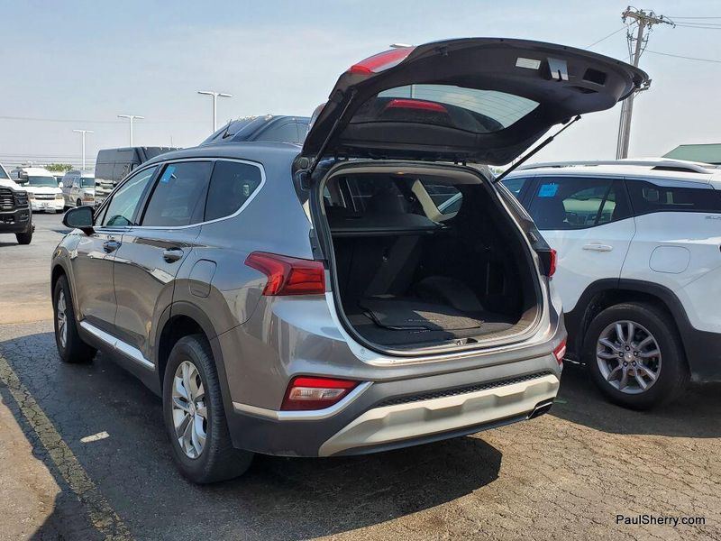 2019 Hyundai Santa Fe SELImage 8