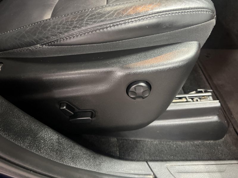 Used 2013 Jeep Grand Cherokee LaredoImage 13