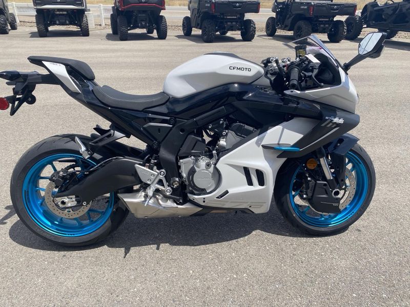 New 2026 CFMOTO 675 SS 