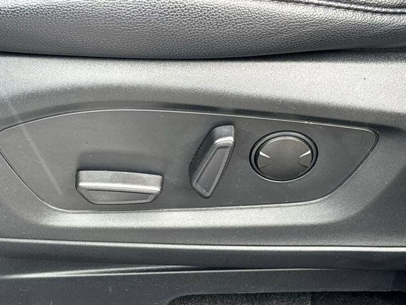 Used 2024 Ford Explorer ST-LineImage 20