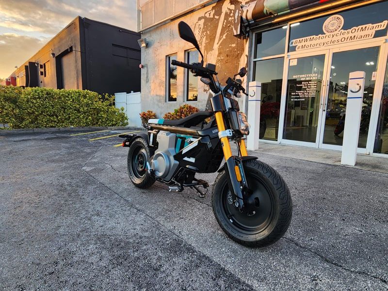 2024 BMW CE 02Image 9