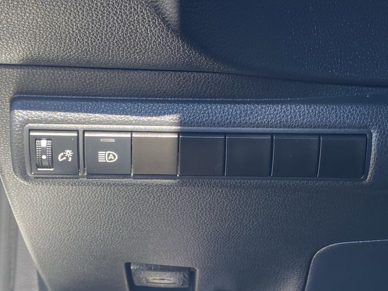 Used 2022 Toyota Corolla SE NightshadeImage 22