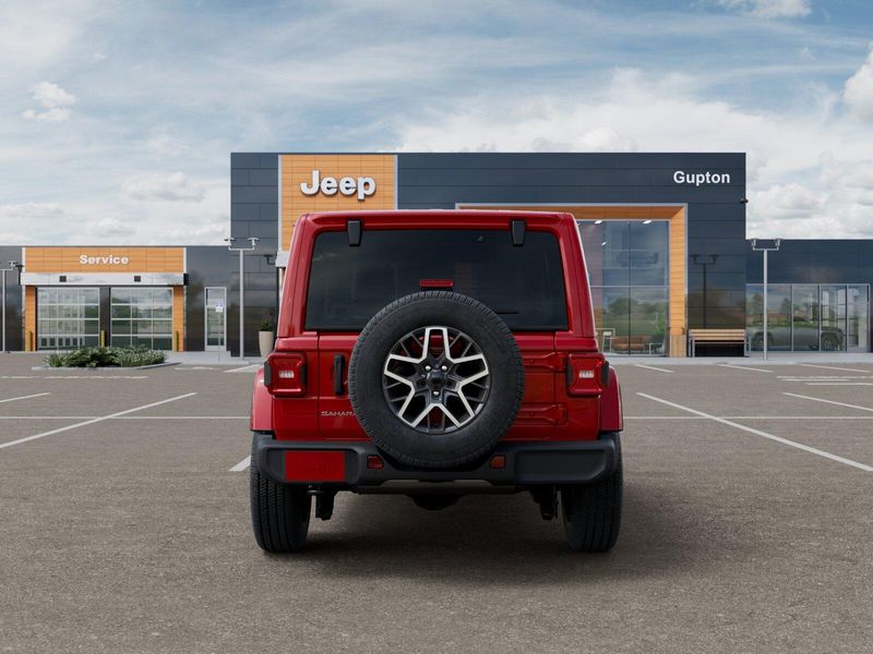 New 2026 Jeep Wrangler 4-door SaharaImage 27