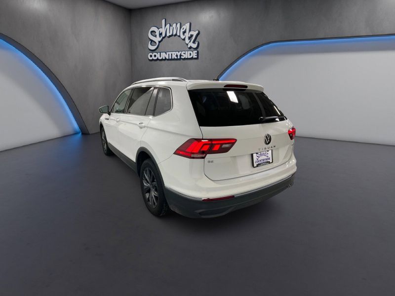 Used 2022 Volkswagen Tiguan SE AWD w/SunroofImage 9