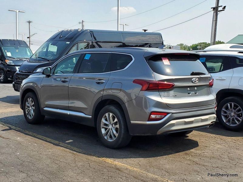 2019 Hyundai Santa Fe SELImage 7
