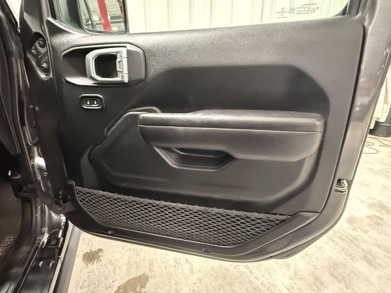 Used 2021 Jeep Wrangler Unlimited RubiconImage 10