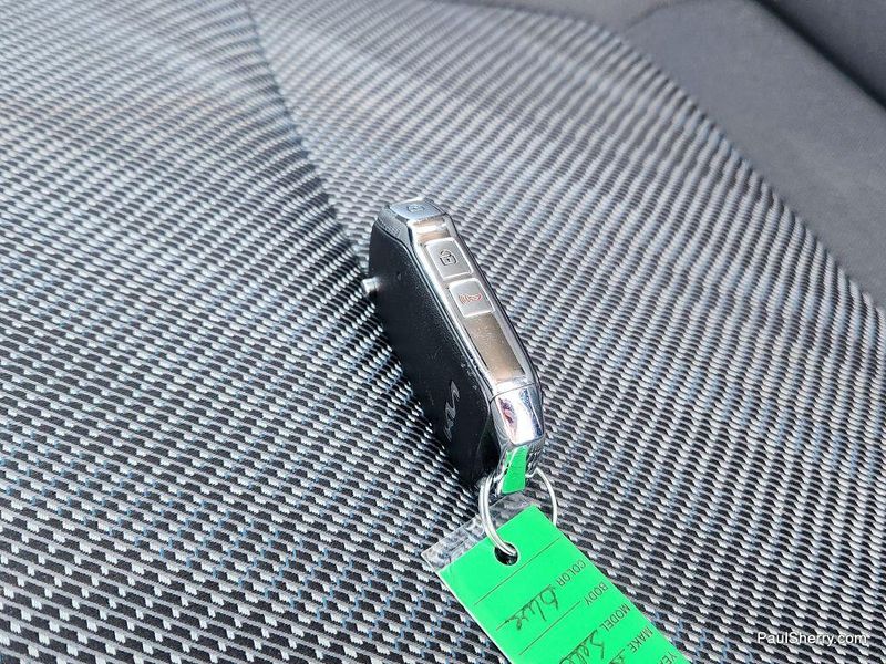 Used 2023 Kia Seltos LX