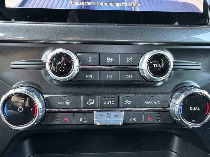 2023 Ford F-150 XLT photo 7