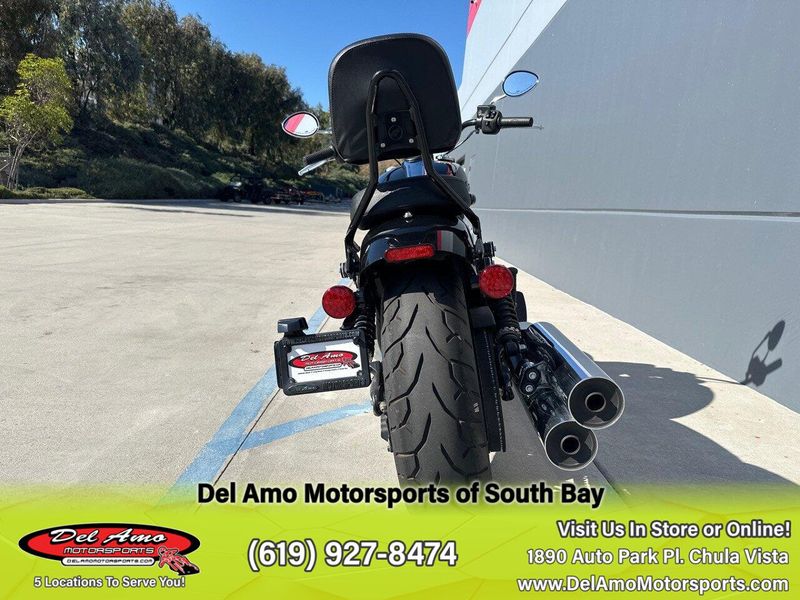 2022 Indian Motorcycle SUPER CHIEF LTD ABS  in a BLACK METALLIC exterior color. Del Amo Motorsports of South Bay (619) 547-1937 delamomotorsports.com 