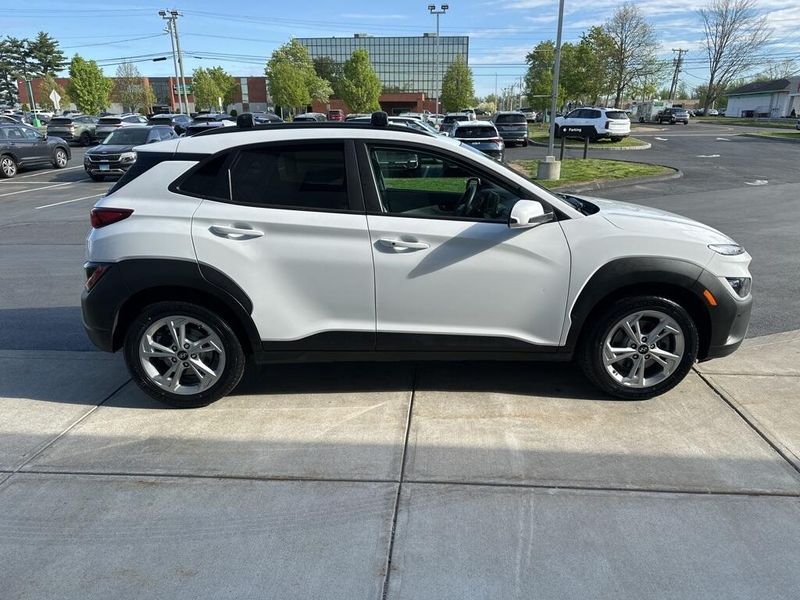 2023 Hyundai Kona SELImage 4