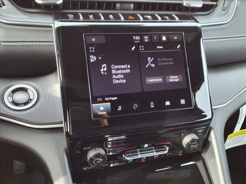 New 2025 Jeep Grand Cherokee L Image 9