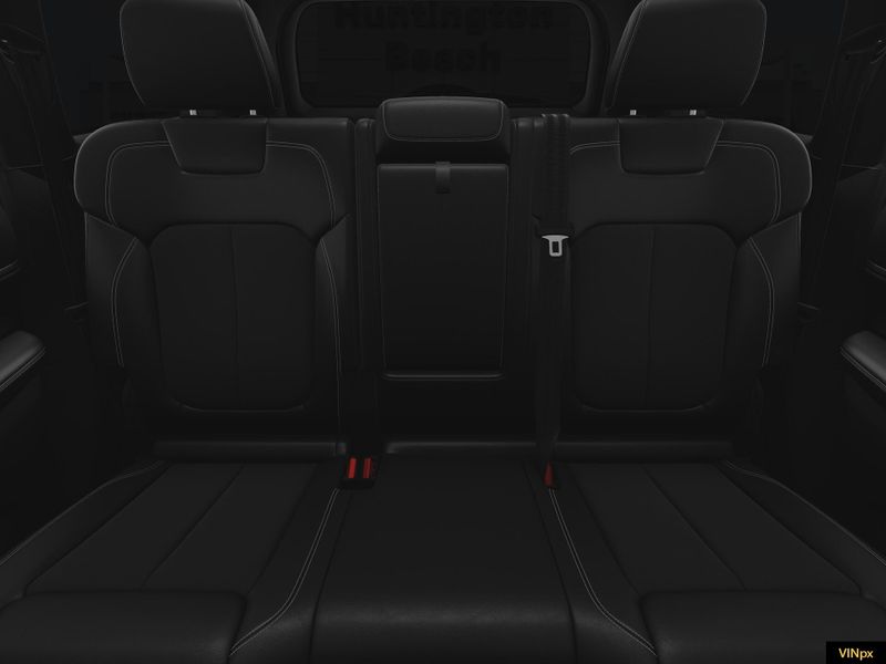 2025 Jeep Grand Cherokee Altitude X 4x2Image 17